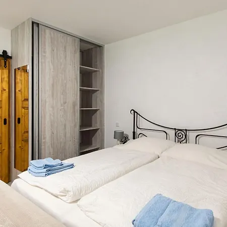 Apartmany Uprostred Zelene Lednice Exterior photo