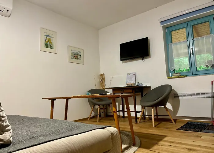 Apartmany Uprostred Zelene